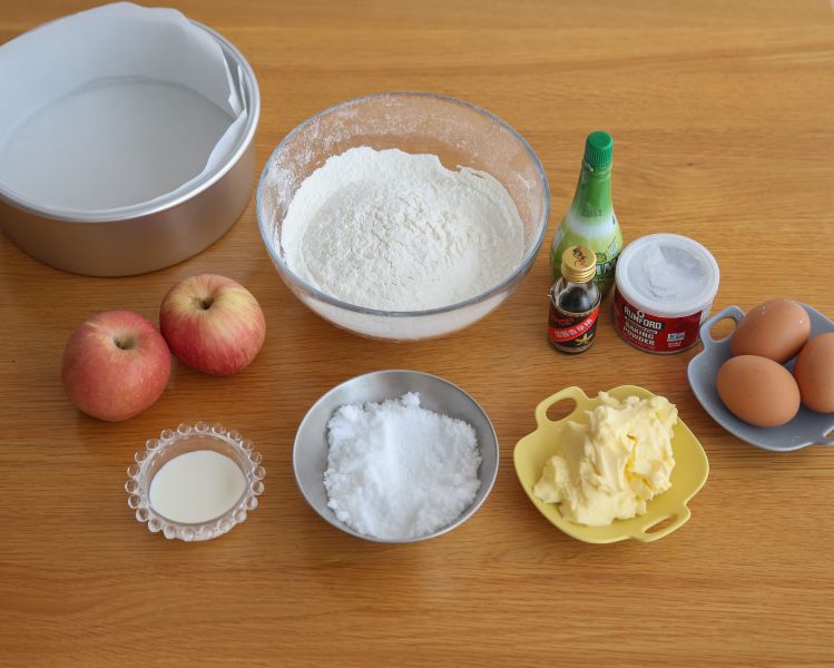 第1步(苹果磅蛋糕的做法)
