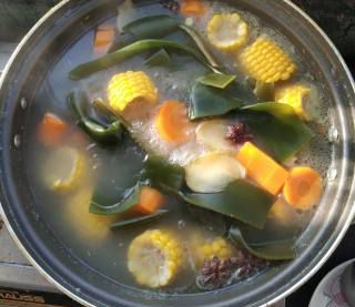 第3步(玉米海带排骨汤的做法)