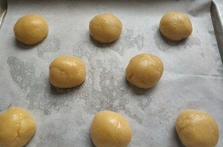 第2步(传统桃酥的做法)