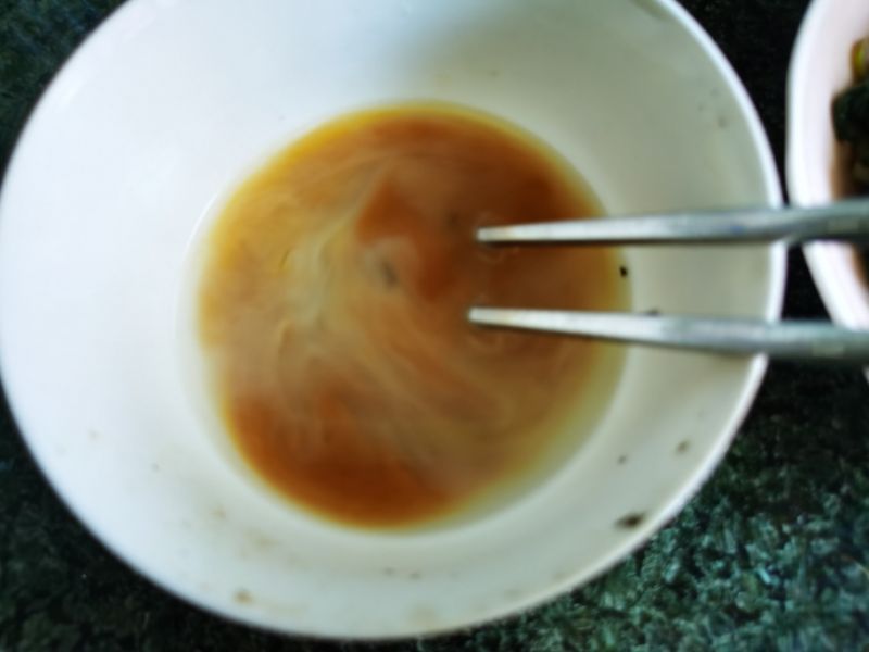 第3步(葱香火腿烩豆腐的做法)