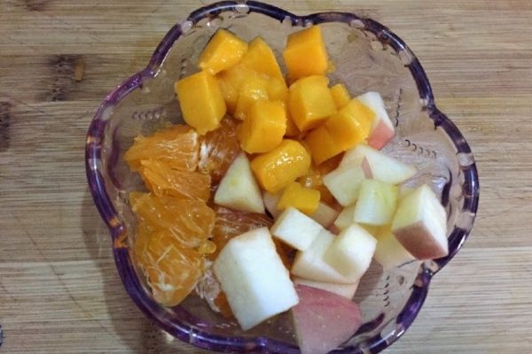 第5步(水果沙拉好吃又营养，自己在家做更健康的做法)