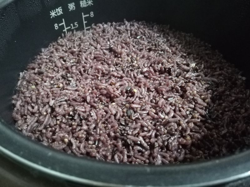 第2步(【过敏食谱】紫米饭的做法)