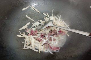 第4步(萝卜牛肉的做法)