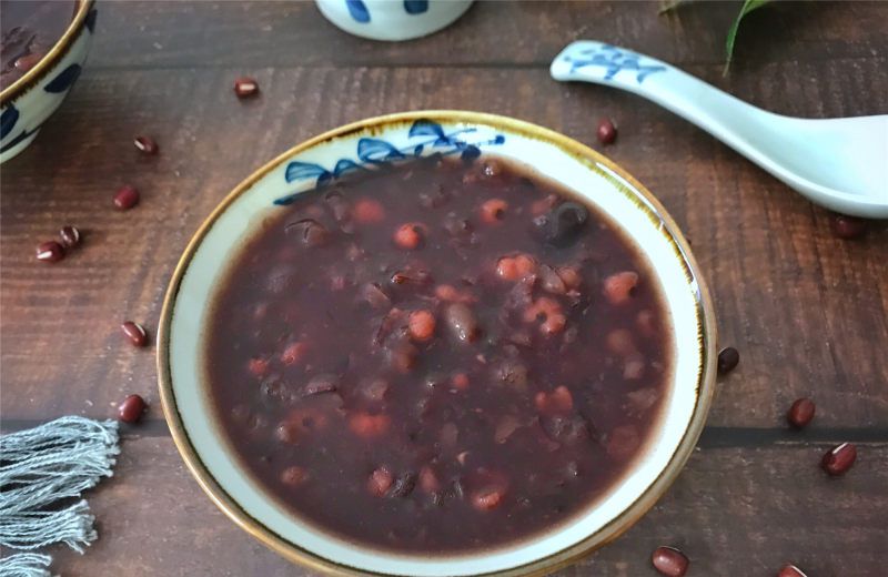 红豆薏米紫米粥成品图
