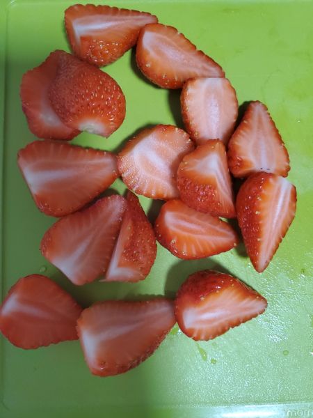 第4步(草莓蛋糕的做法)