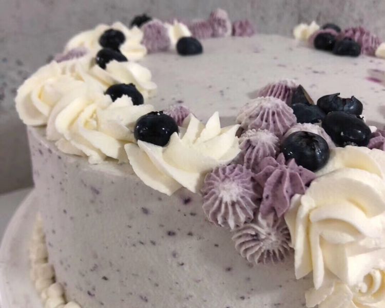 奶油蛋糕蓝莓酱替代色素成品图