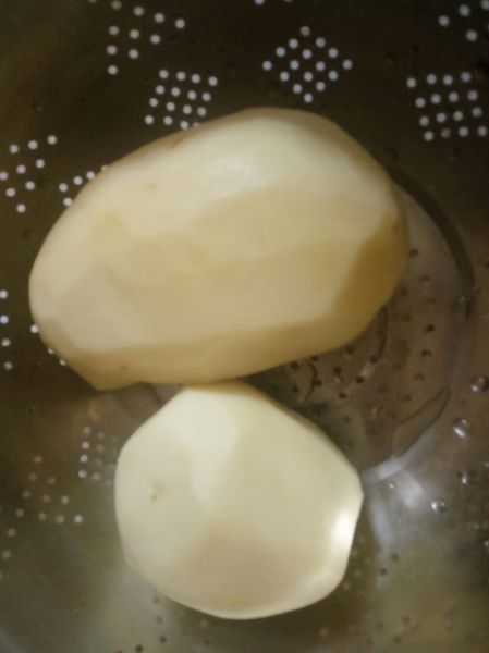 第3步(排骨炖土豆的做法)