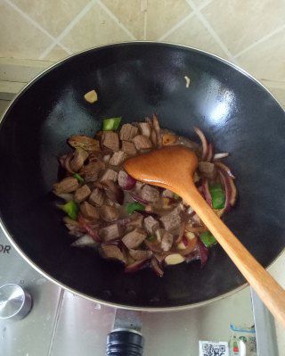 第8步(土豆炖牛肉的做法)