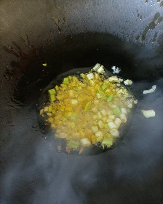 第5步(酸菜粉条羊肉汤的做法)