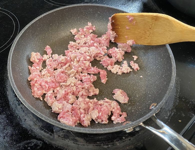 第4步(快手饭扫光-玉米肉末饭的做法)