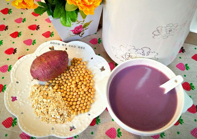 紫薯黄豆麦片豆浆成品图