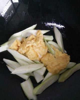 第5步(丝瓜紫菜蛋汤的做法)