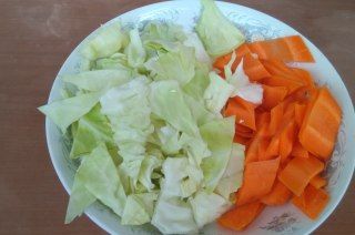 第1步(蔬果蜜汁沙拉的做法)