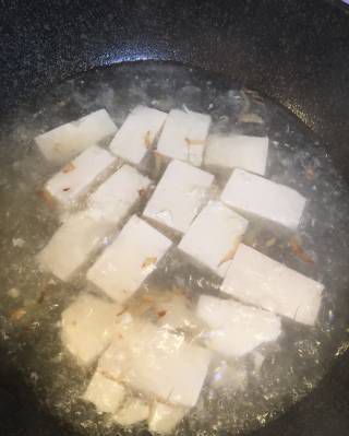 第4步(花蛤豆腐汤的做法)