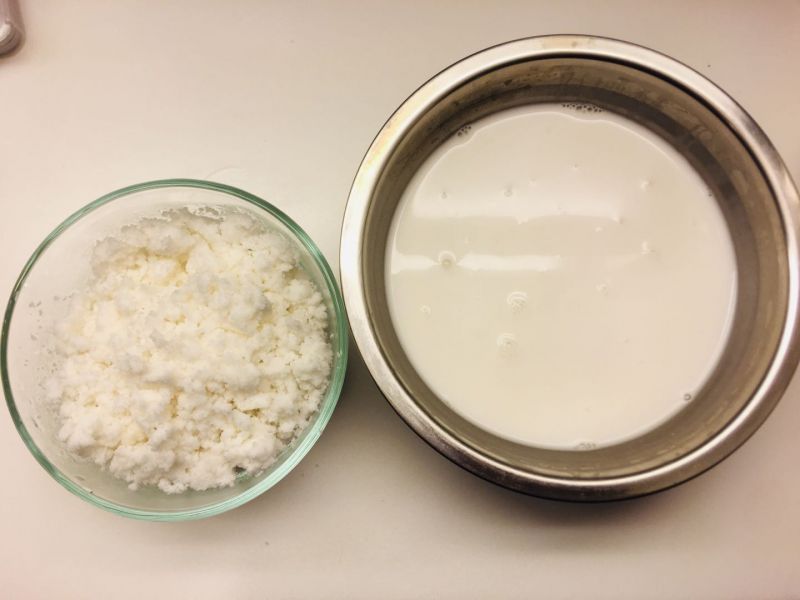 第8步(自制香浓纯椰奶#豆浆机版的做法)