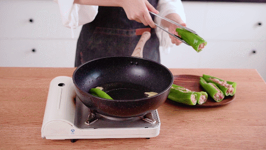 第8步(青椒酿肉的做法)