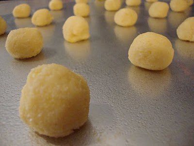 第5步(柠檬玉米面饼干 Lemon-Cornmeal Cookies的做法)