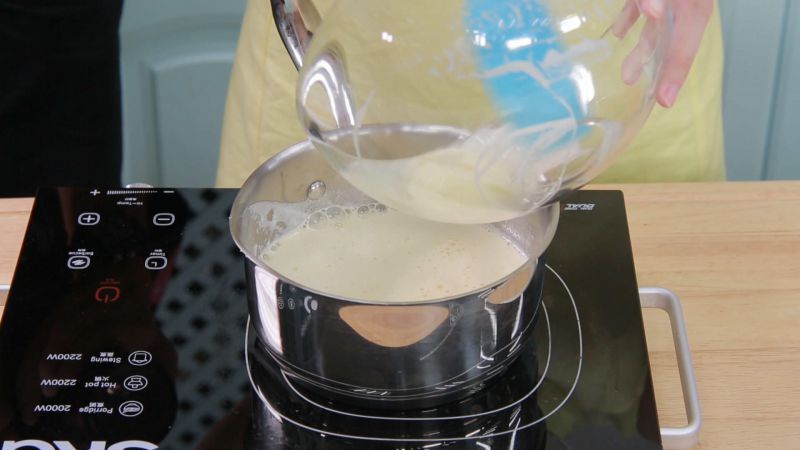 第11步(《Tinrry下午茶》教你做抹茶冰淇淋层层叠的做法)