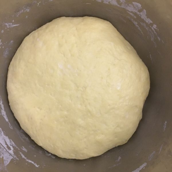 第1步(低筋面粉做的红豆沙面包的做法)