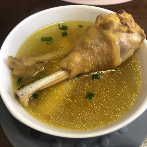 第6步(珐琅锅:黄油油的老母鸡汤的做法)