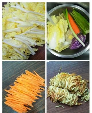 第2步(豆腐丝胡萝卜炒白菜的做法)