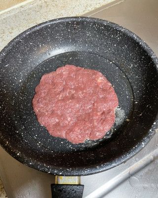第4步(牛肉汉堡的做法)