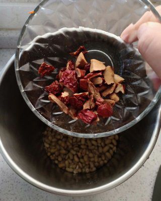 第5步(红枣燕麦豆浆的做法)