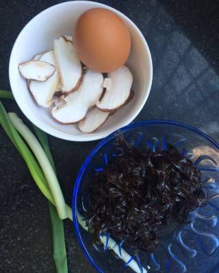 第1步(紫菜蛋花汤的做法)