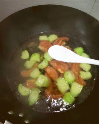 第5步(丝瓜西红柿蛋汤的做法)