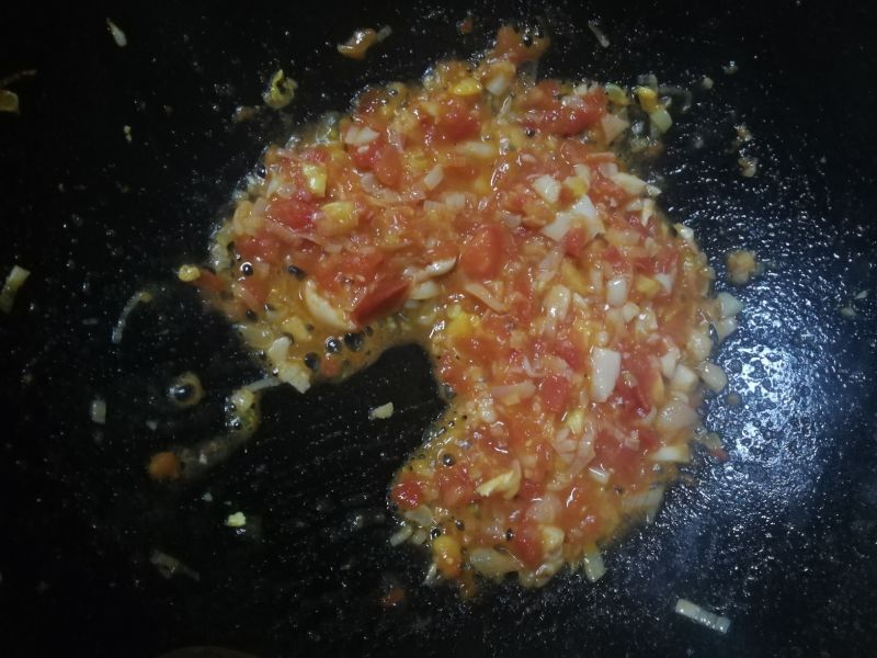 第5步(番茄鸡蛋炒饭的做法)