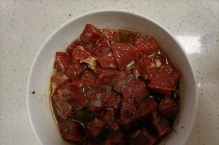 第1步(白萝卜炖牛肉的做法)