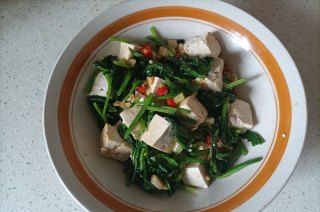 第10步(减脂晚餐：蒜蓉菠菜豆腐的做法)