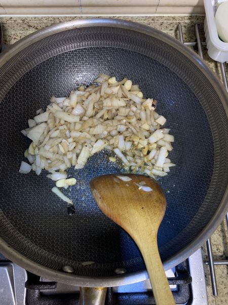第4步(奶油蘑菇汤的做法)