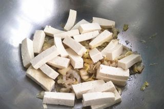 第4步(酸菜白豆腐的做法)