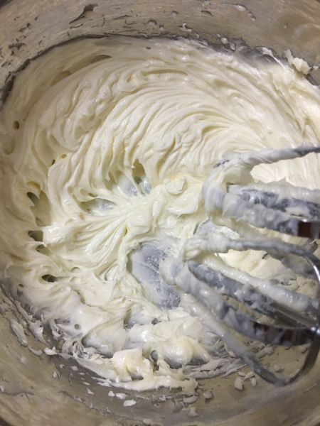 第2步(奶油霜裱花蛋糕的做法)