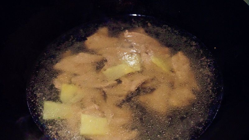 第6步(菠菜猪肝汤的做法)