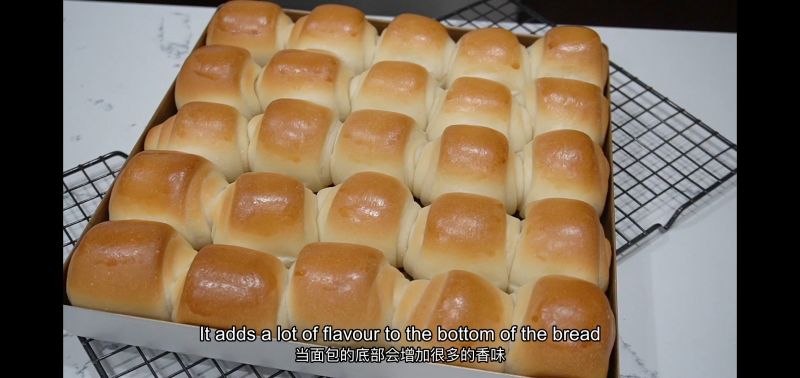 第25步(黄油面包卷的做法)