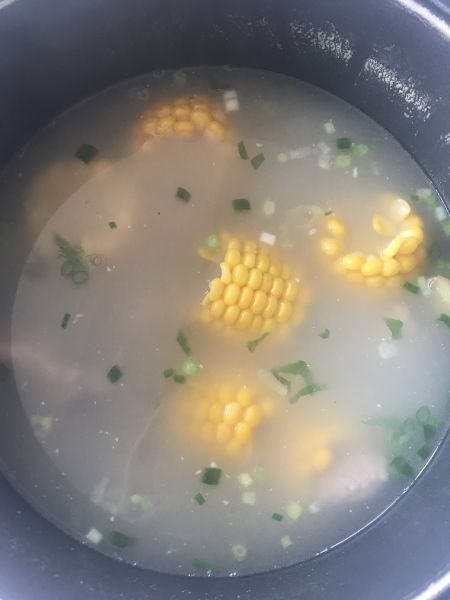 第6步(玉米排骨汤的做法)