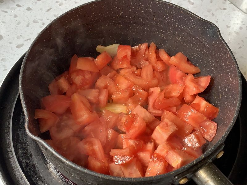 第6步(好喝开胃❗️连汤汁都不剩的番茄土豆肥牛汤。的做法)
