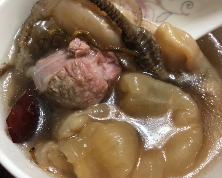 花胶海马石斛炖瘦肉