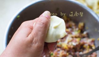 第6步(酸菜牛肉饺子的做法)