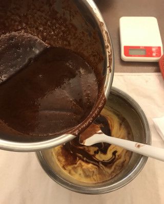 第9步(巧克力熔岩蛋糕的做法)