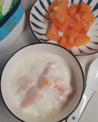 第3步(木瓜酸奶的做法)