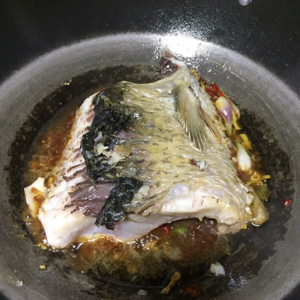 第3步(黄豆酱焖鲩鱼腩的做法)