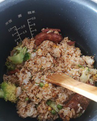 第7步(电饭锅煲仔饭的做法)
