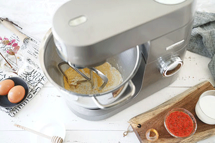 第10步(凯伍德厨师机食谱 - 椰子油枸杞玉米面包的做法)