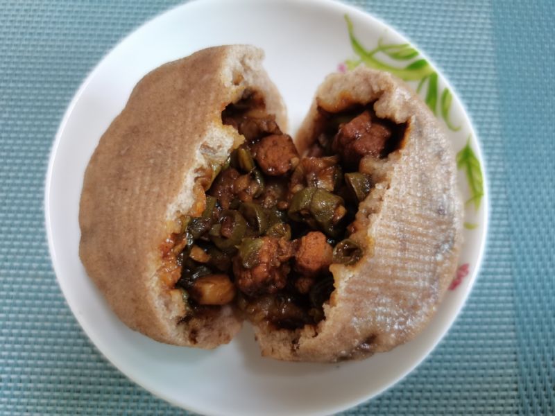 豆角酱肉包