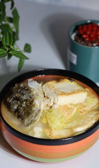 第6步(白菜豆腐燉魚的做法)