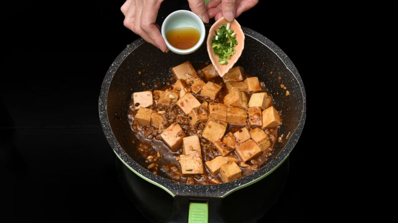 第9步(红烧豆腐的做法)