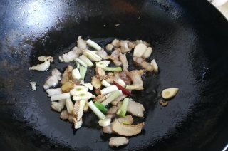 第3步(干锅花菜的做法)